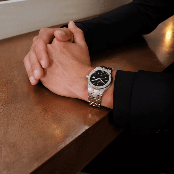 Maurice Lacroix Aikon Svart/Stål 40 mm AI1108-SS002-330-1