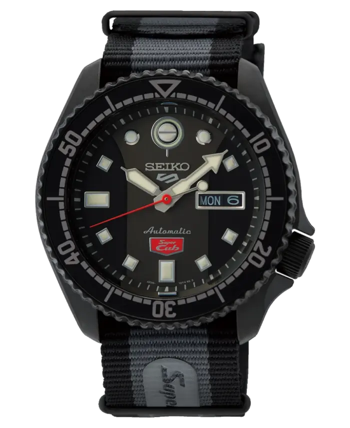 Seiko 5 Sports 43mm Automatisk - Honda Super Cub Limited Edition (Svart PVD) - Bild 1
