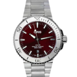 Oris Aquis Date Relief Automatisk Herrklocka 43.5 mm – Röd Urtavla med Stållänk