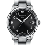 Tissot Gent XL Classic Herrklocka Quartz 42 mm – Svart Urtavla med Silverfärgad Boett och Länk